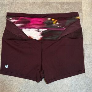lululemon athletica Women's Maroon and Multicolor Shorts